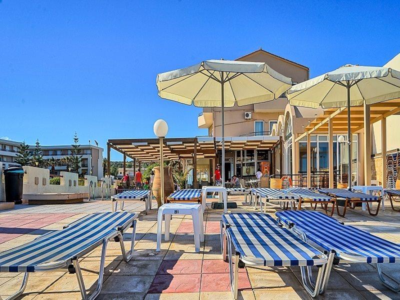 Jo An Beach Hotel Adelianos Kampos Exteriör bild