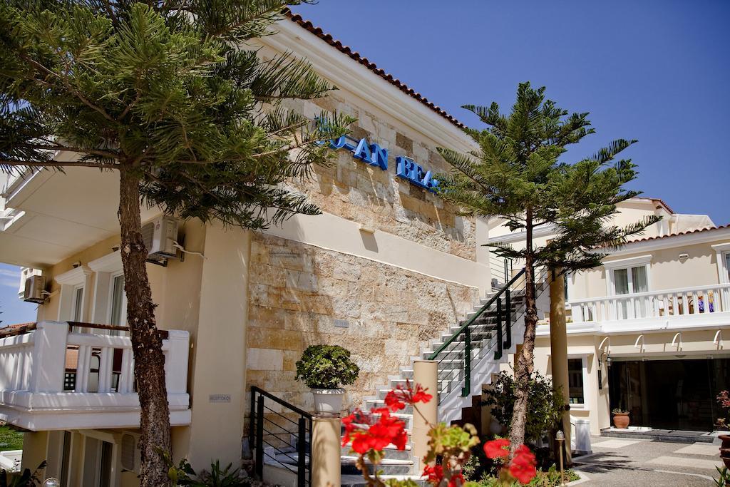 Jo An Beach Hotel Adelianos Kampos Exteriör bild