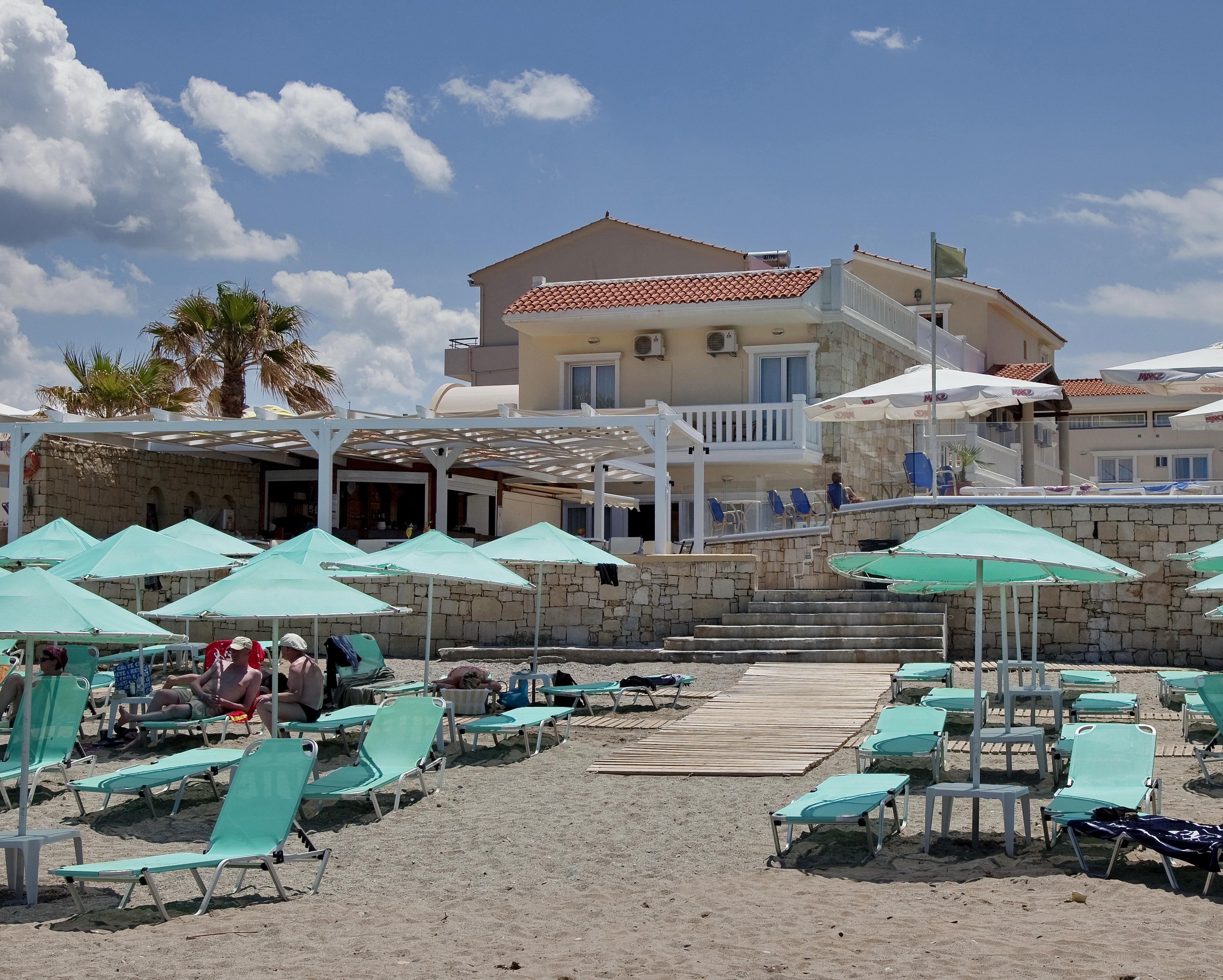 Jo An Beach Hotel Adelianos Kampos Exteriör bild