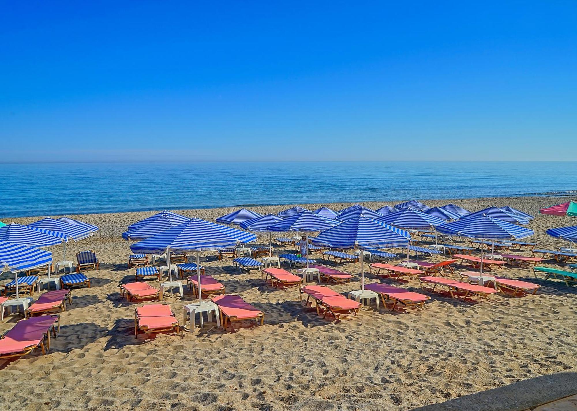 Jo An Beach Hotel Adelianos Kampos Exteriör bild